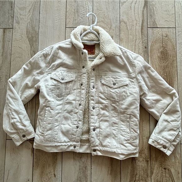Corduroy white Sherpa Levi’s coat - Picture 2 of 2